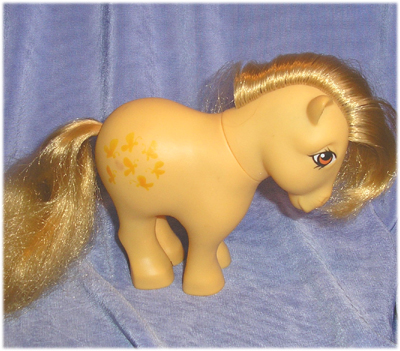 Flat Footed
              Butterscotch