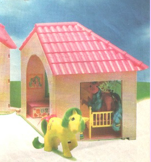 Paradise Estate Advert
Wing Song